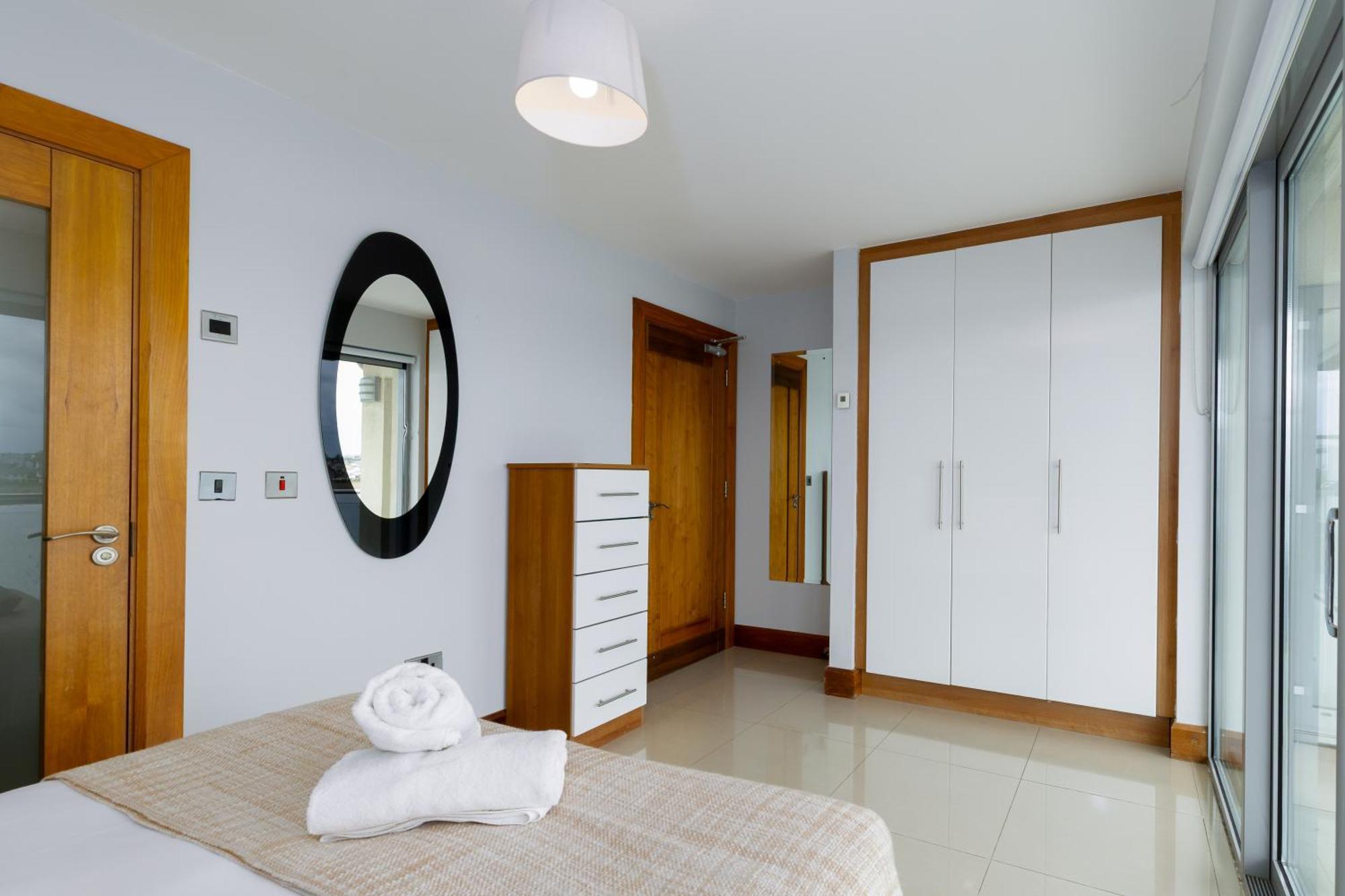 Tur An Tsaile - Galway Lakeside Apartments Zewnętrze zdjęcie